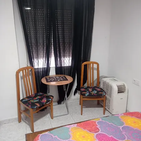 1 En Piso Compartido Familiar-valencia Centro Отель типа 