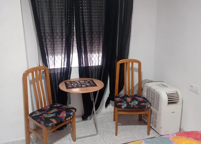 Habitación En Piso Compartido 1-valencia Centro Bed and breakfast Valencia